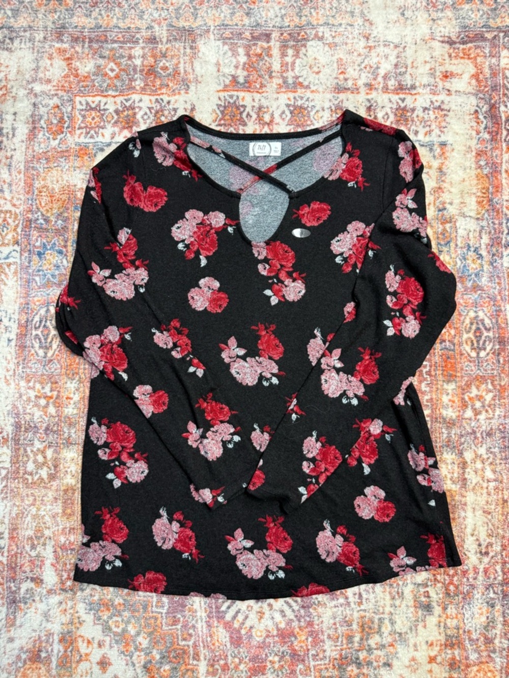 Maurices 24/7 Floral Top Black Red Keyhole Neck Long Sleeve 0X